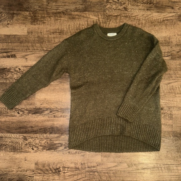 Old Navy Sweaters - Old Navy Olive Green Crew Neck Sweater